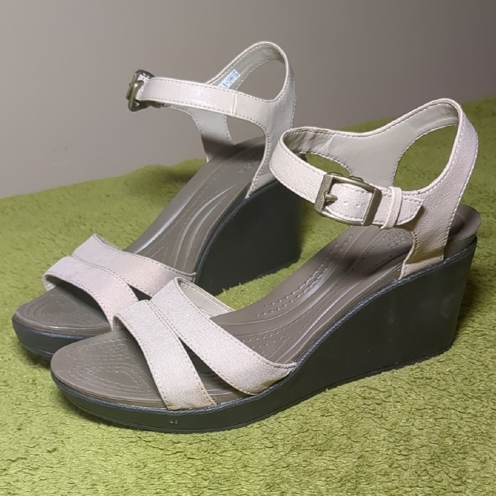 CROCS Beige Wedge Sandals sz8